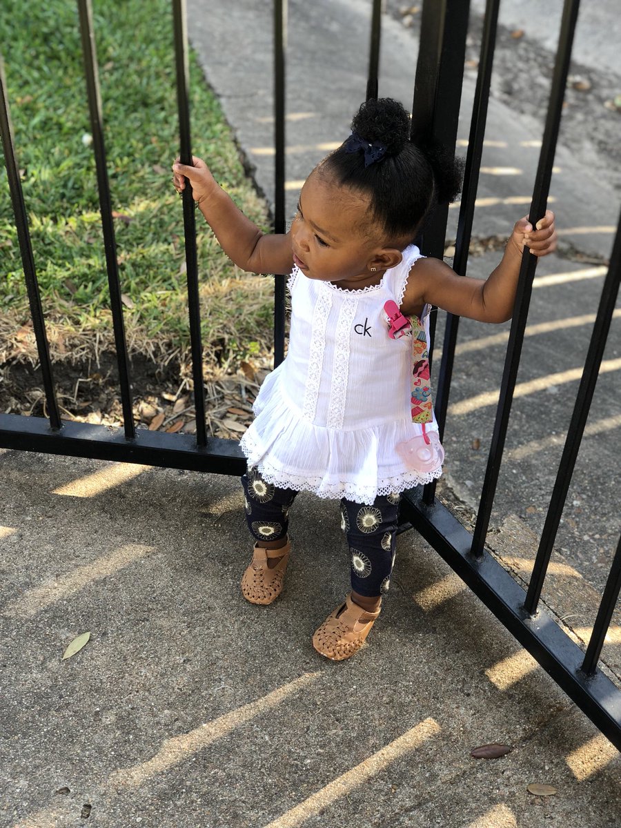 chelsyvette_'s tweet photo. •h a p p y F r i d a y 😍;;
#DoctorsFlow👩🏽⚕️💉 https://t.co/yONAeuD8Tn