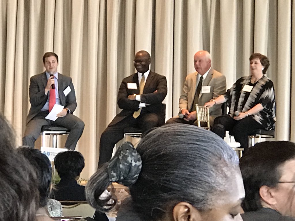 Today's #ClearingThePath breakfast is another example of how @WomensFundBham is leading the way in engaging stakeholders in critical conversations about family-friendly workplace policies to build a stronger workforce and community for Birmingham.