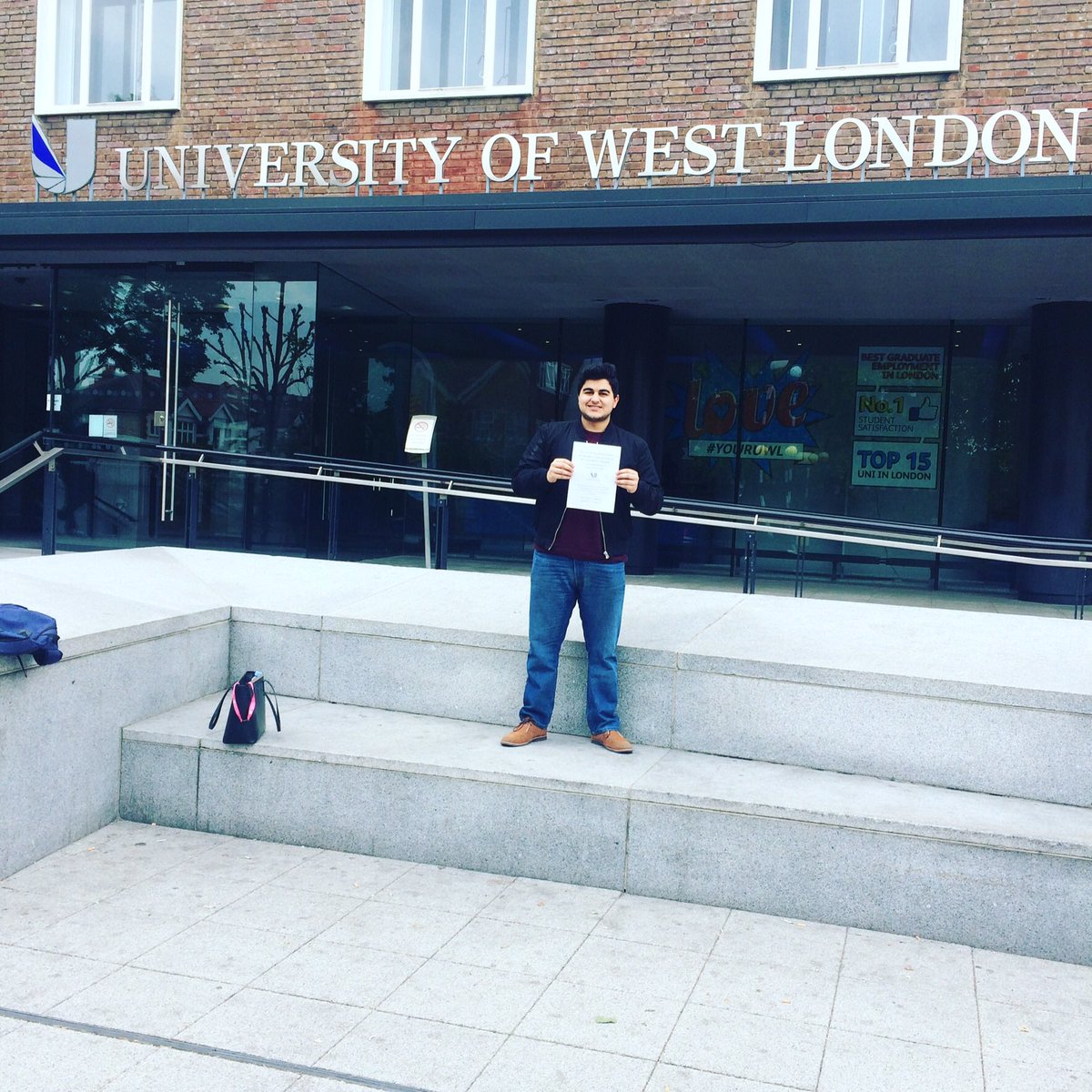namzzz95's tweet image. Can’t believe it’s been exactly 1 year ago today I handed my dissertation in on my last ever day at uni! #dissertationdeadlineday #memories #unidays