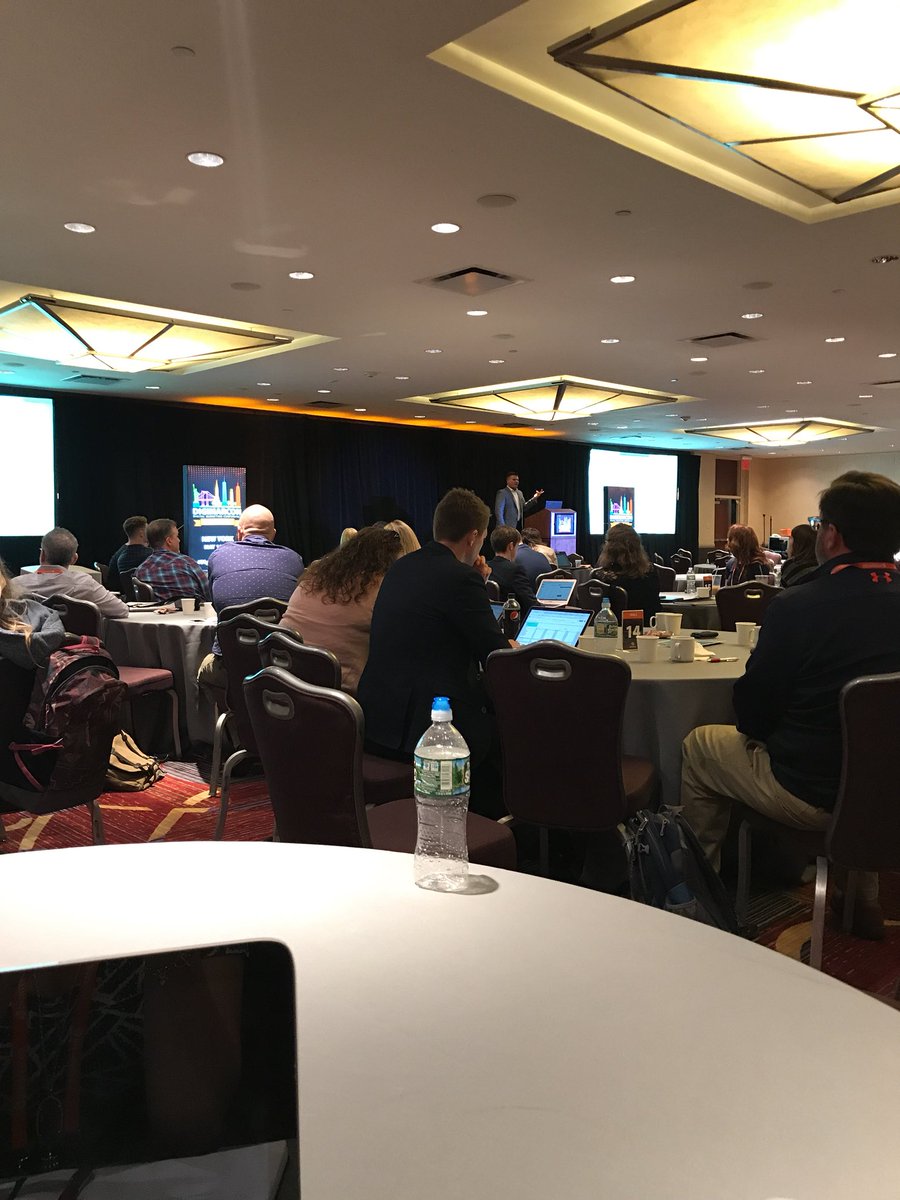 PAGMarketing's tweet photo. Talking social media and the current  @Wendys campaign @DigiMarCon —loving this!! #digimarconeast https://t.co/HraIfkutii