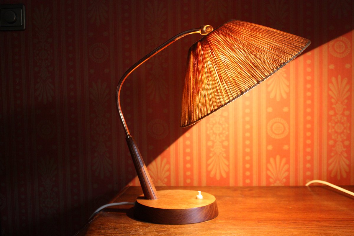 StatenMall's tweet photo. #Design #Tischleuchte #Temde Typ 33 #Teakholz #Bauhaus #1950er #danish #Jacobsen #Lampe  #Auktion #jetzt -------> https://t.co/INCRNpxwzw <-------- https://t.co/kMcVgCJePG