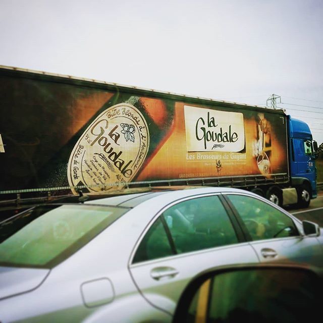 CleopatraCamper's tweet photo. This is the third la Goudale lorry I've seen in the UK in a week. Where are they delivering this to? Where can I buy it?
.
🍺 https://t.co/UzjxIRZRXf 🍻
.
.#vwcampervan #vwcalifornia #vwtransporter #vwt5 #realale #beer #brewery #campervan #campoften #… https://t.co/94CHBgYXQh https://t.co/I0te6CyDao