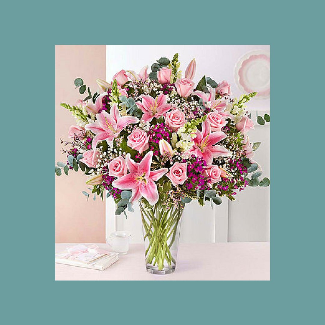 Show Mom how amazing she is with the Amazing Mom Bouquet! Order online now for guaranteed delivery this #MothersDay weekend.