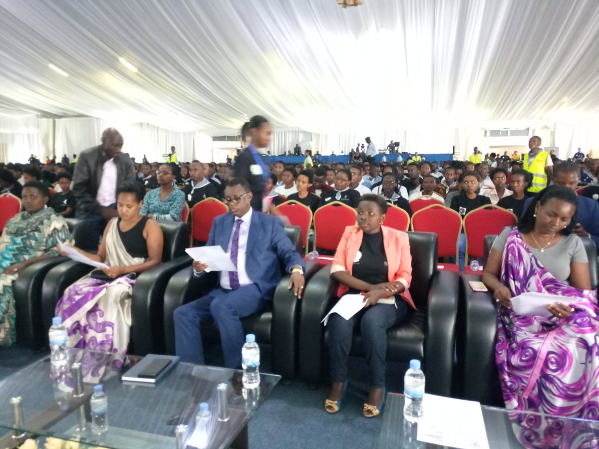 Audri_Nziza's tweet image. At #KCEV Youth are now remembering youth that were killed in genocide perpetrated against Tutsis in Rwanda1994 #KwibukaYouth #Kwibuka24 @MinYouthRwanda