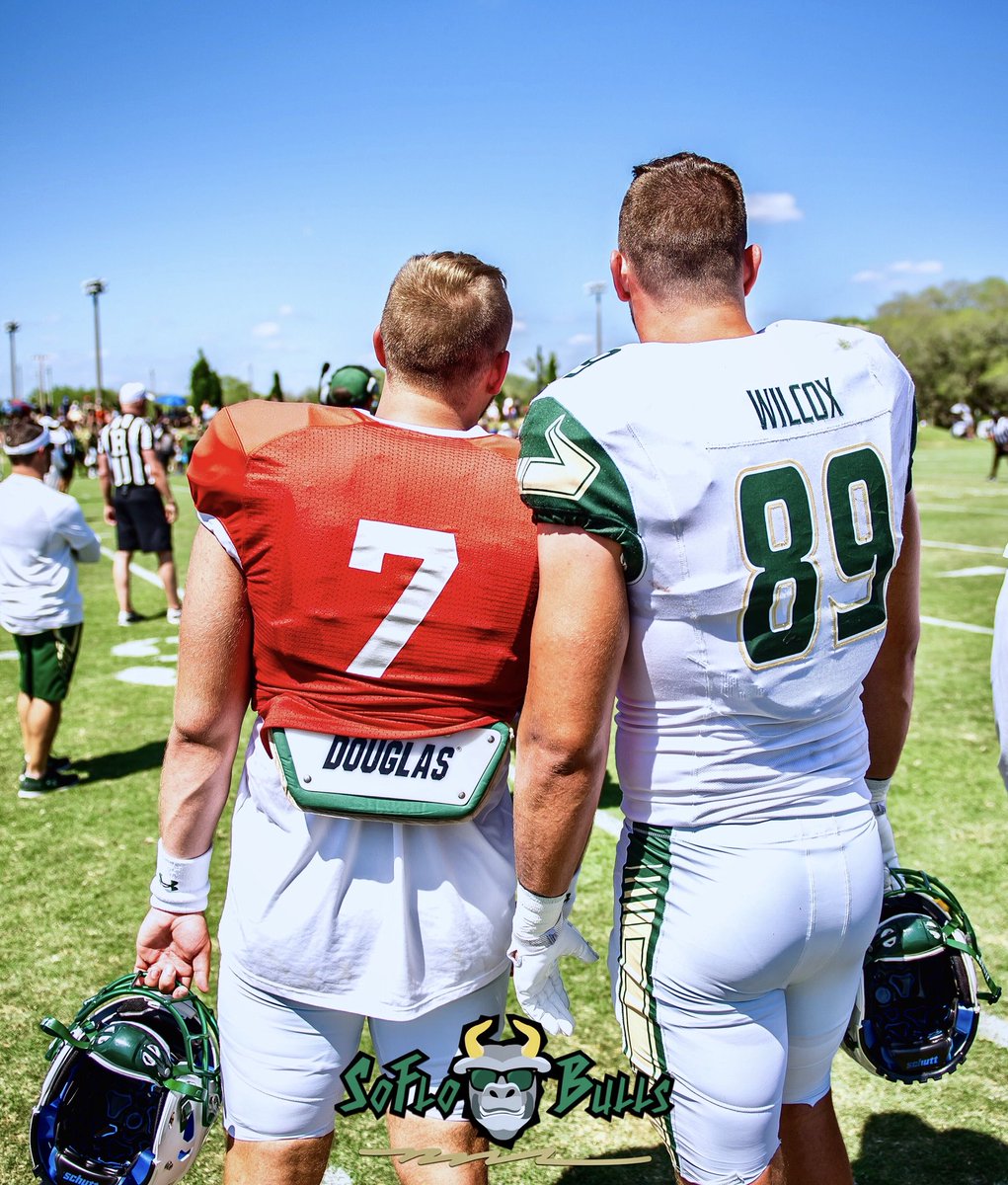 SoFloBulls's tweet photo. ๐ค when the whole team stay on the same scheme!
๐ @bkeanqb4
๐ @wilcox_mitchell
๐ธ @USFDennis
๐ @USFFootball
#SoFloBulls #USFFootball #USF #Tampa #GoBulls #GoBurrs #AllBullsAllDay #BullSpring2018 #BullStrong https://t.co/OFkn0zVaOO