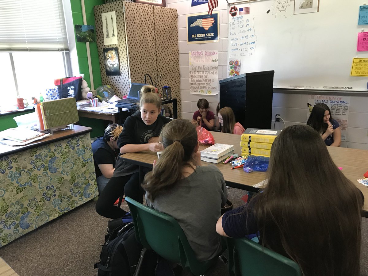 Mrs. Ardito tweet media