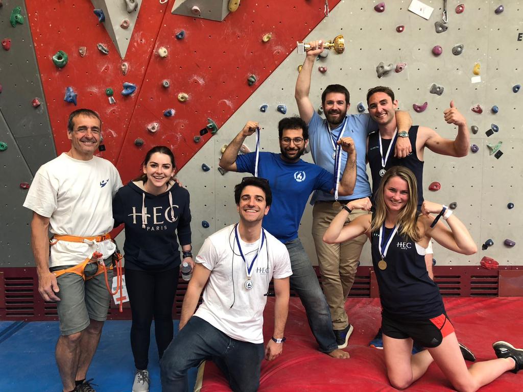 Benoit_Vidal_'s tweet photo. @HECMBAT #MBAT2thefuture we won gold in climbing yeaah!! https://t.co/v6TMvkBhwy