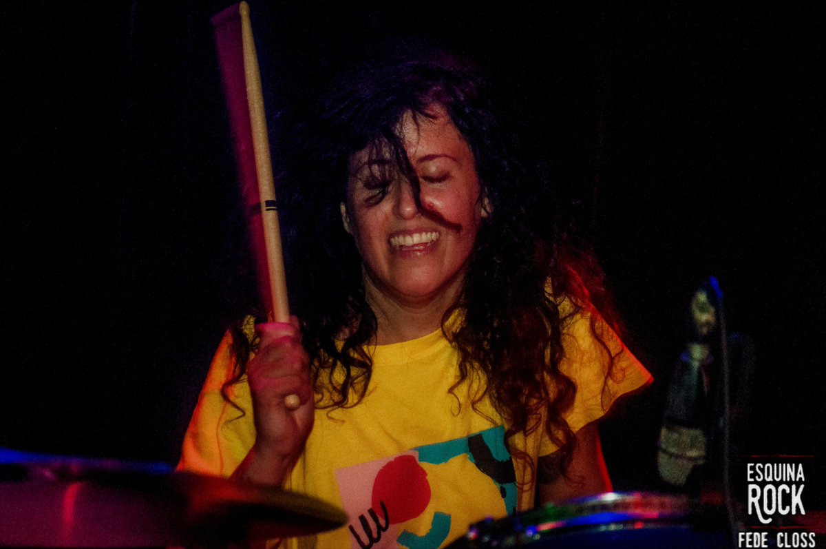 FedeClossFotos's tweet photo. Adelanto de @TALBANDA  anoche en @ClubVBar. Cobertura fotográfica para  @esquinarockweb https://t.co/HOU32GYWwK
