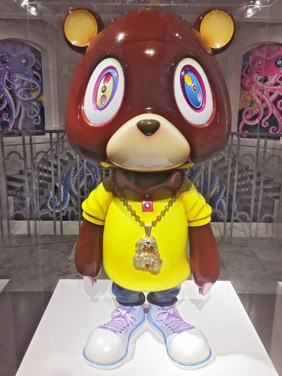 AndreoneAnthony's tweet photo. Thrilled I had the opportunity to join the Vancouver Art Gallery Young Associates for a private and guided tour of Takashi Murakami: The Octopus Eats Its Own Leg. A big thank you to @VanArtGallery for bringing @takashipom's unique exhibit to #Vancouver. #VAGxMurakami https://t.co/LZTXLm5iBN