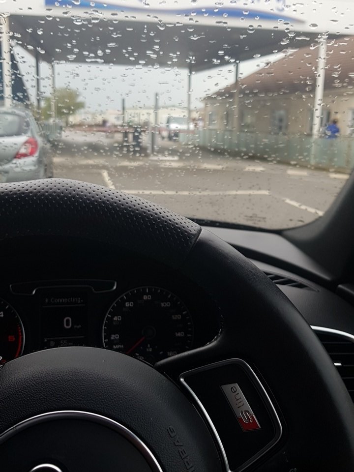 Trou13le_'s tweet photo. Our little family break away has began.
As always our great British weather is on top form 🤣 #CookFamily https://t.co/LeUODdKzoI