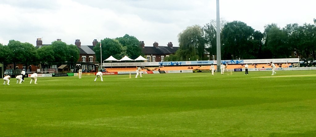 Bit out numbered by the home fans but #ILikeGlamorganMorgan #GoGlam #LEIvGLA 🏴󠁧󠁢󠁷󠁬󠁳󠁿 <a href="/GlamCricket/">Glamorgan Cricket</a> <a href="/RDBCroft10/">Robert Croft</a> <a href="/mattmaynard25/">Matt Maynard MBE</a>