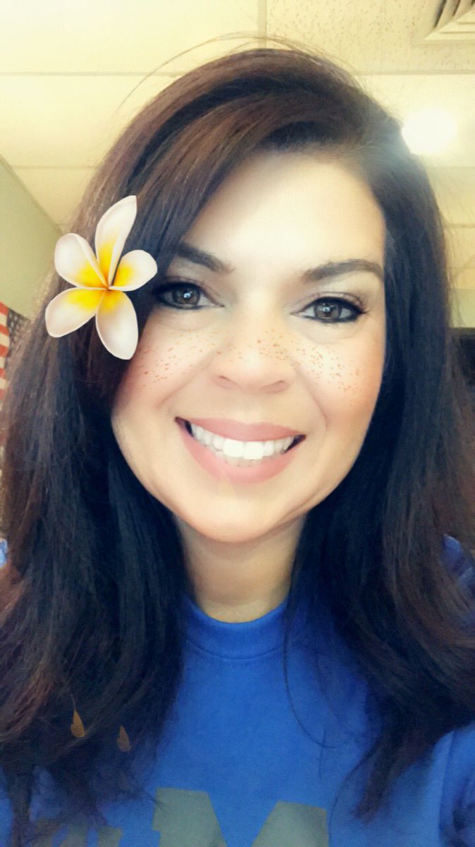 martafromRI's tweet photo. Wishing our awesome 6th grade team continued success with their spectacular annual May Breakfast! #teamMartin #Maybreakfast #SpringTime #FridayFeeIing https://t.co/hmpWvZnRMO