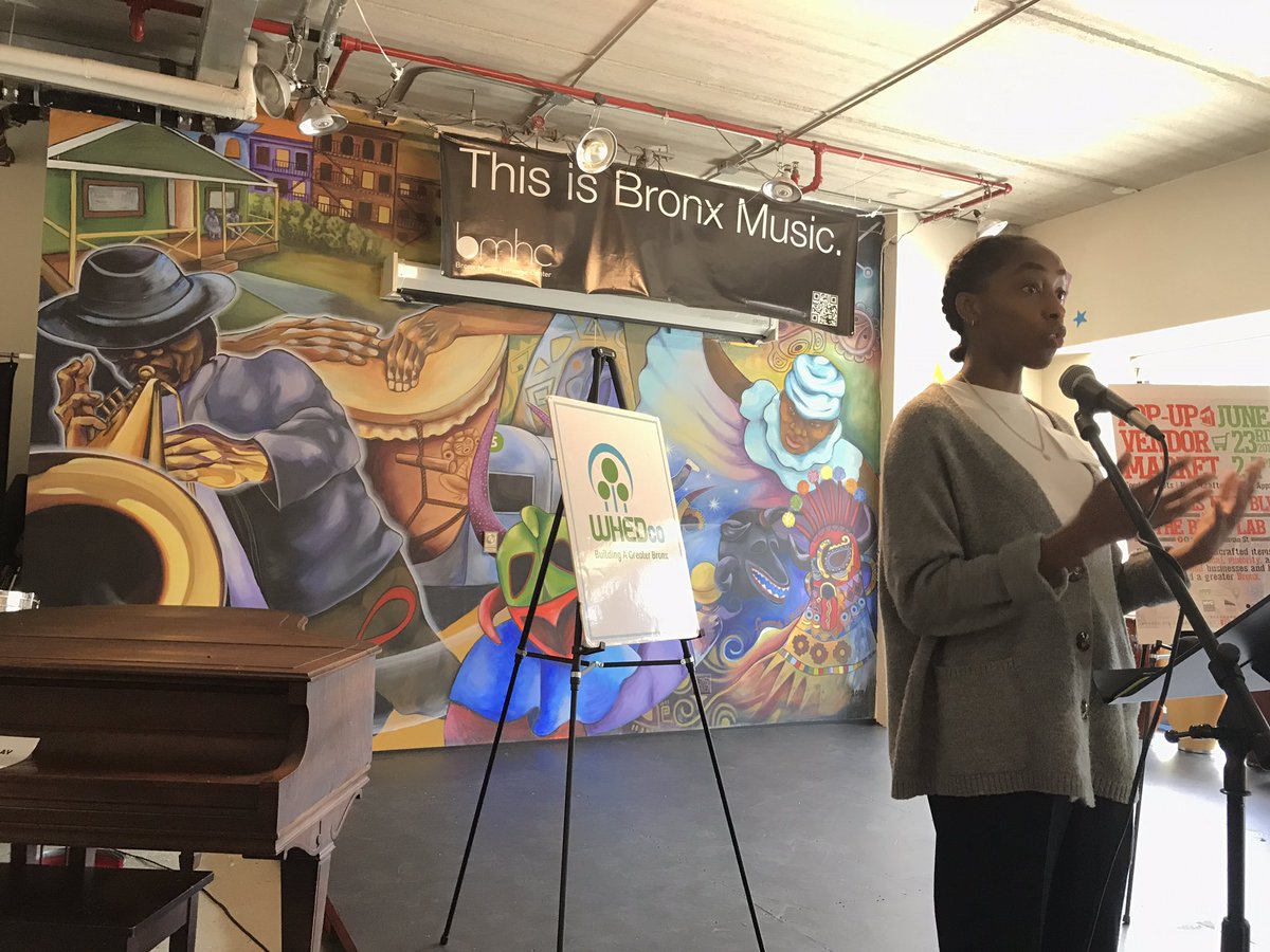 Erika__VG's tweet photo. "N360, the Corridor Challenge, and the CDNA are critical to help us make systems-level and policy-level change" @NYC_SBS THANKYOU SBS for being a resource to @LISC_NYC @WHEDcoSpeaks @sichamber @CHLDC on the #CorridorChallenge #Partnership https://t.co/kf5ux70GId