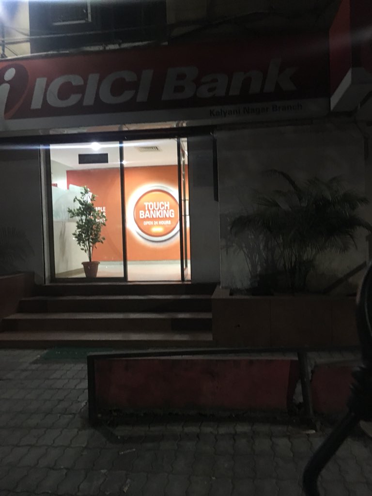 sufi_Traveller's tweet photo. #nocash #cashlessindia at kalyani Nagar #pune #hashpune
#cashcrunch @RBI #punekar https://t.co/qXGFKURN3B