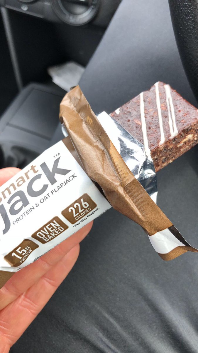 tristanbuttle's tweet photo. New @PhDNutritionUK #SmartJack bar tastes amazing! #PhdNutrition #tbpt #personaltrainer https://t.co/Mb6i4wX5v1