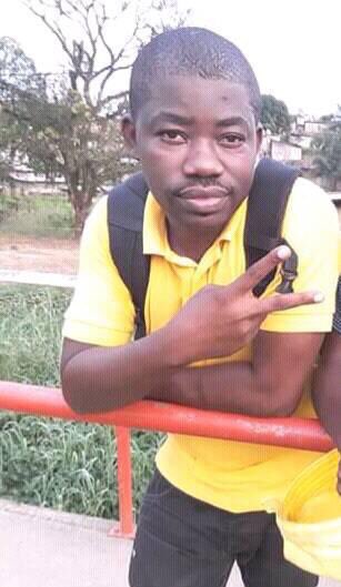 bbteddy333's tweet photo. Connaissez-vous le jeune #HerveMombo emprisonné au #Gabon pour #CrimeContreLaPaix @EmmanuelMacron #BourdinDirect  #GabonSangLegislative
#NeParlePasPourMoi
#elysee https://t.co/fEvBTHCbK0