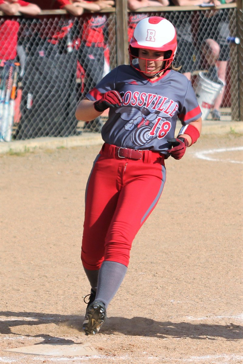 From today's Times: Hornets win big on Senior Night
ftimes.com/common/story.p…
<a href="/RossvilleS/">Rossville Softball</a> <a href="/RHSHornetsAthl/">RossvilleAthletics</a>