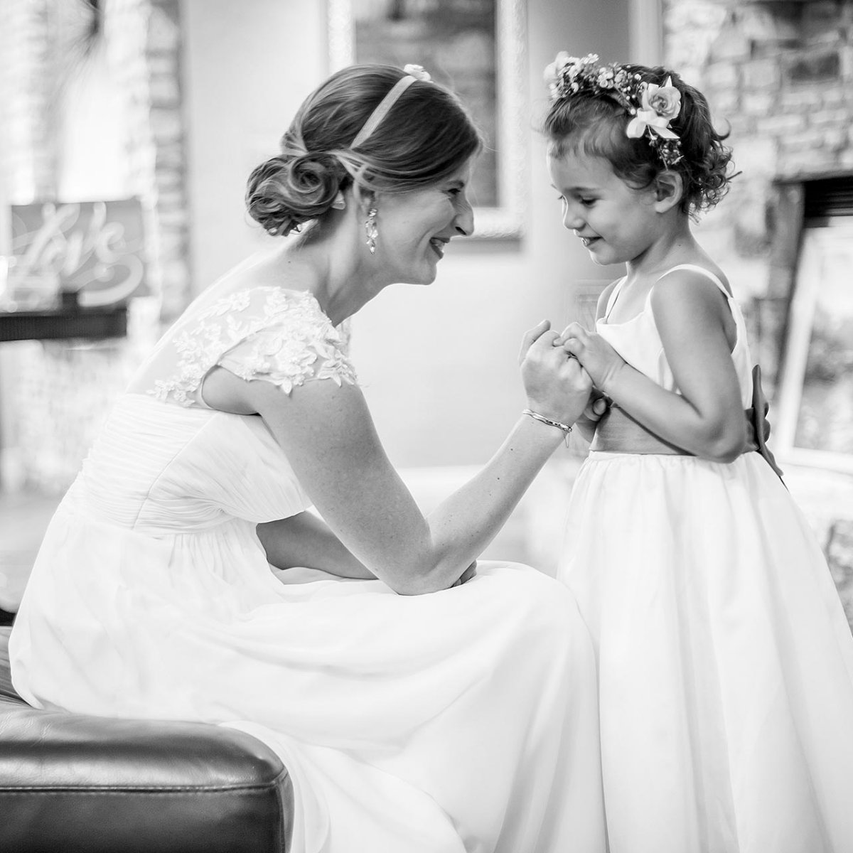 HummingbirdATX's tweet image. To our style experts, truth teachers, best friends, and biggest supports -- have a great Mother's Day weekend. 💕