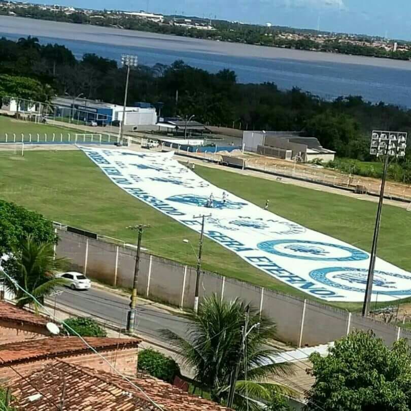 AlefBreno4's tweet photo. @_CSAoficial torcida prepara bandeirão! https://t.co/V0fTzE5iDg