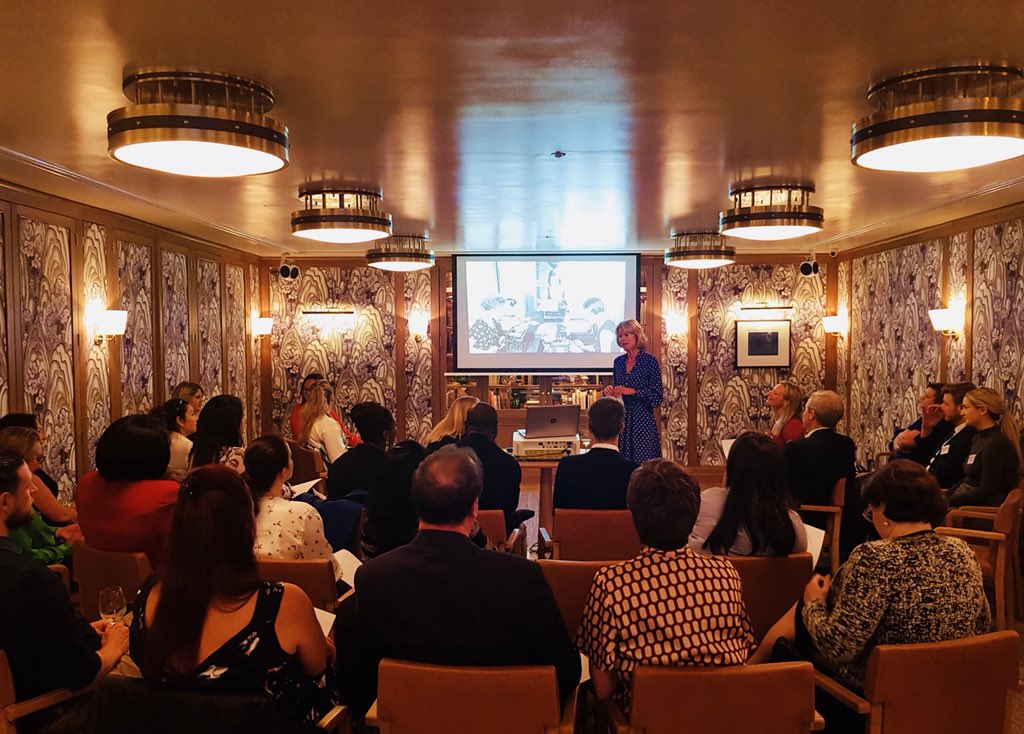 AMortimer_BEA's tweet photo. Business Executive Academy Awards 2018 @aquavitlondon Congratulations 👩🏻‍🎓👩🏻‍🎓👩🏻‍🎓👩🏻‍🎓!@Angela_Mortimer @winmarkglobal #aimhigher https://t.co/uzD1qRLhYj