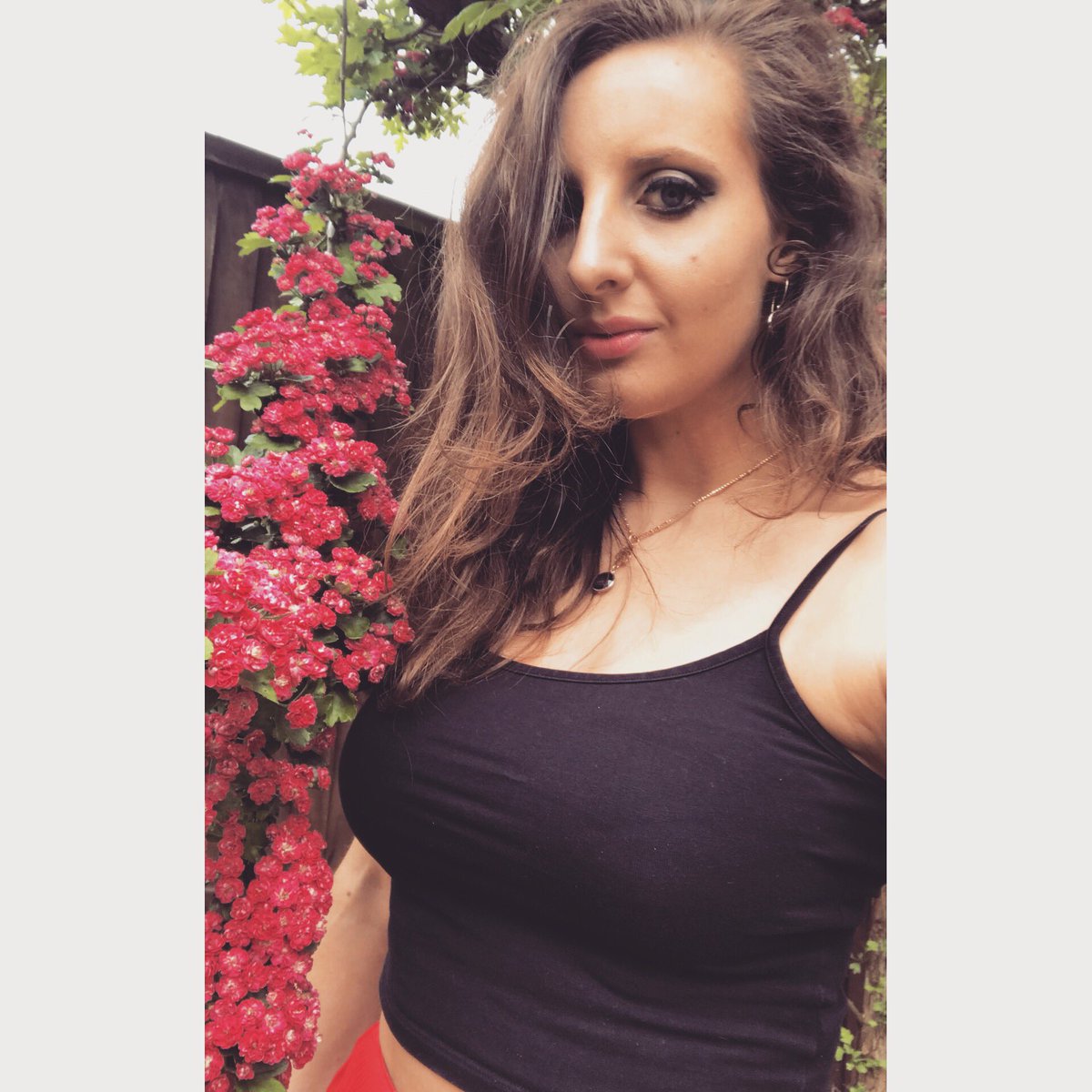 LaurantoniautiC's tweet image. Find beauty in the small things✌🏼🌸#MyEden #SpringInFullSwing