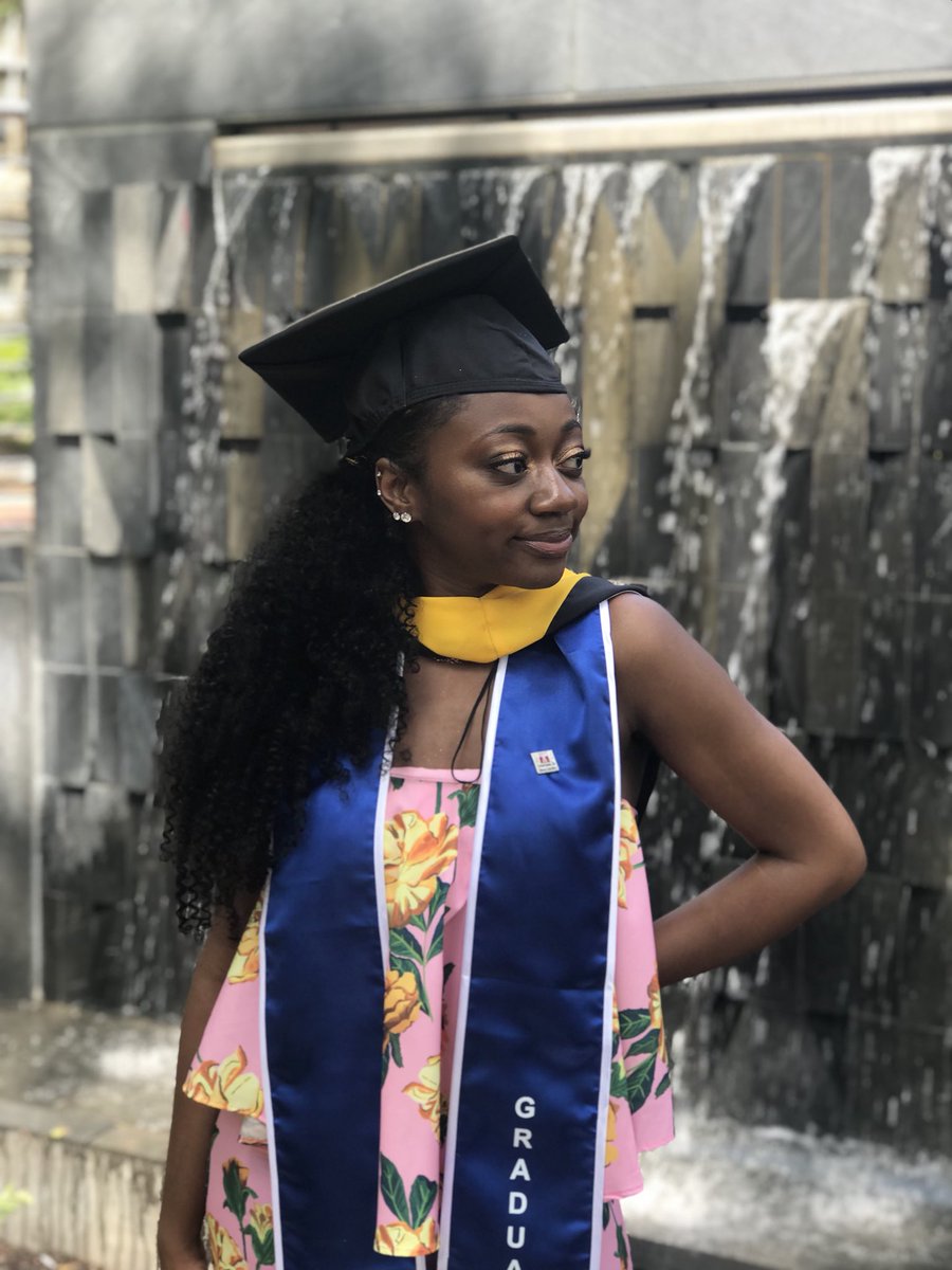 simoneakema's tweet image. #issagraduate #templemade🦉🍒⚪️