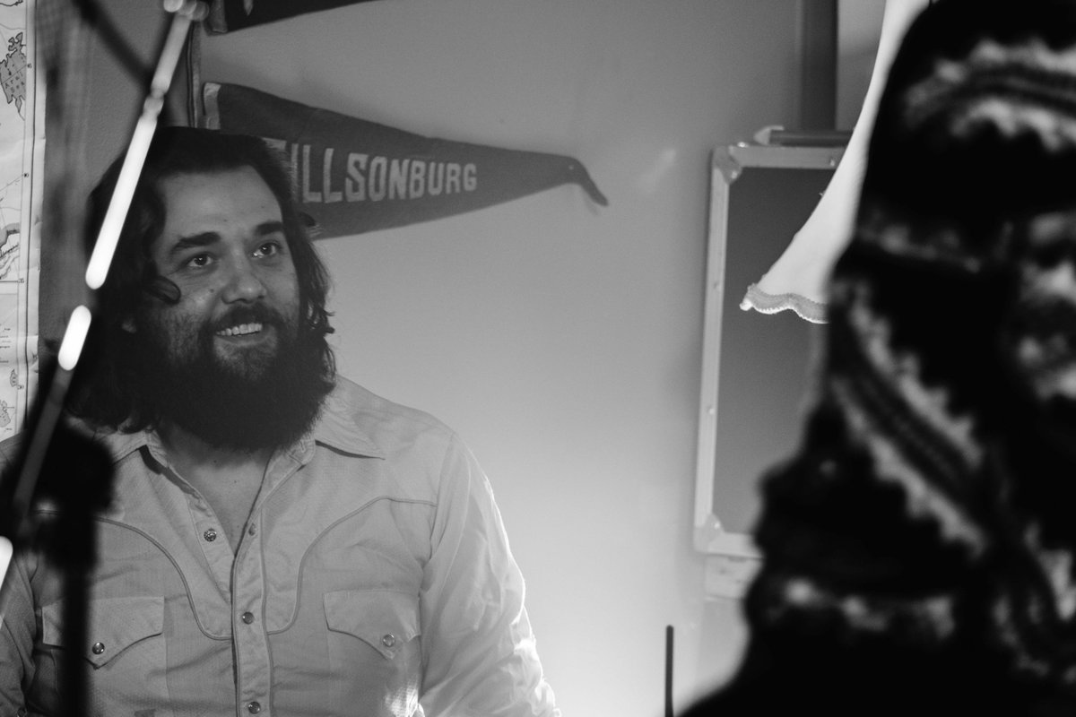 moonfruitsmusic's tweet photo. 📣 NEW MUSIC VIDEO! 🎥 On lance notre vidéoclip pour 'Le Maire' ce lundi 14 mai! On est très reconnaissant du travail de l'équipe ainsi que TOUS LES VILLAGEOIS 🌜🌜// 📸s dans les coulisses à Chez Hector · @keithmico #stequequepart #lemaire #coulisses #vidéo #ottawa #folk https://t.co/qMiZG1FNZF