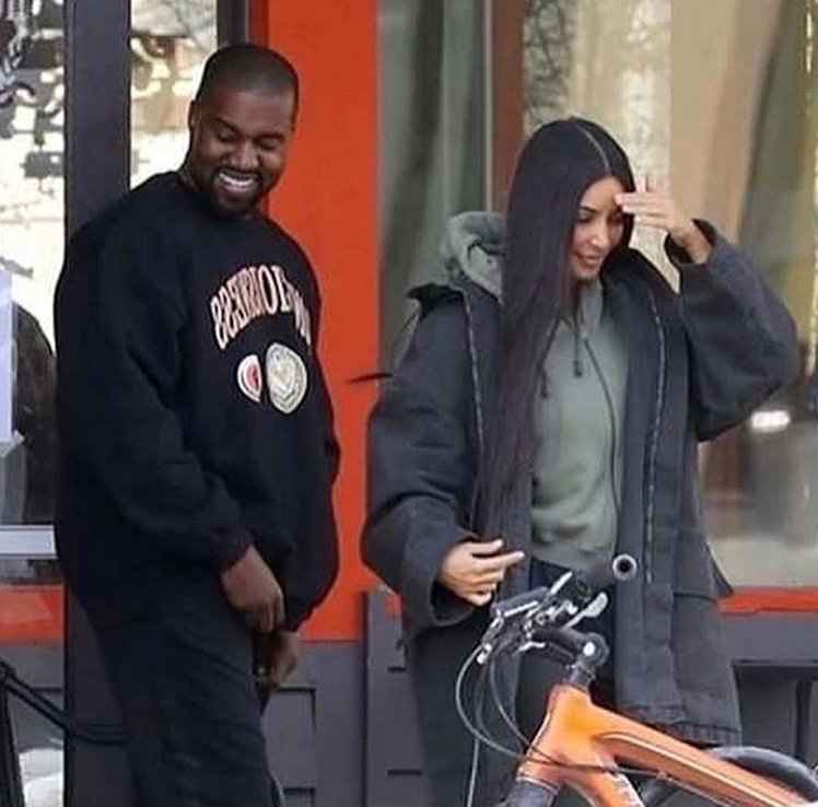 DESIREDOTINK's tweet photo. Kanye West x Kim Kardashian in Wyoming. https://t.co/lnO9SvpGgs