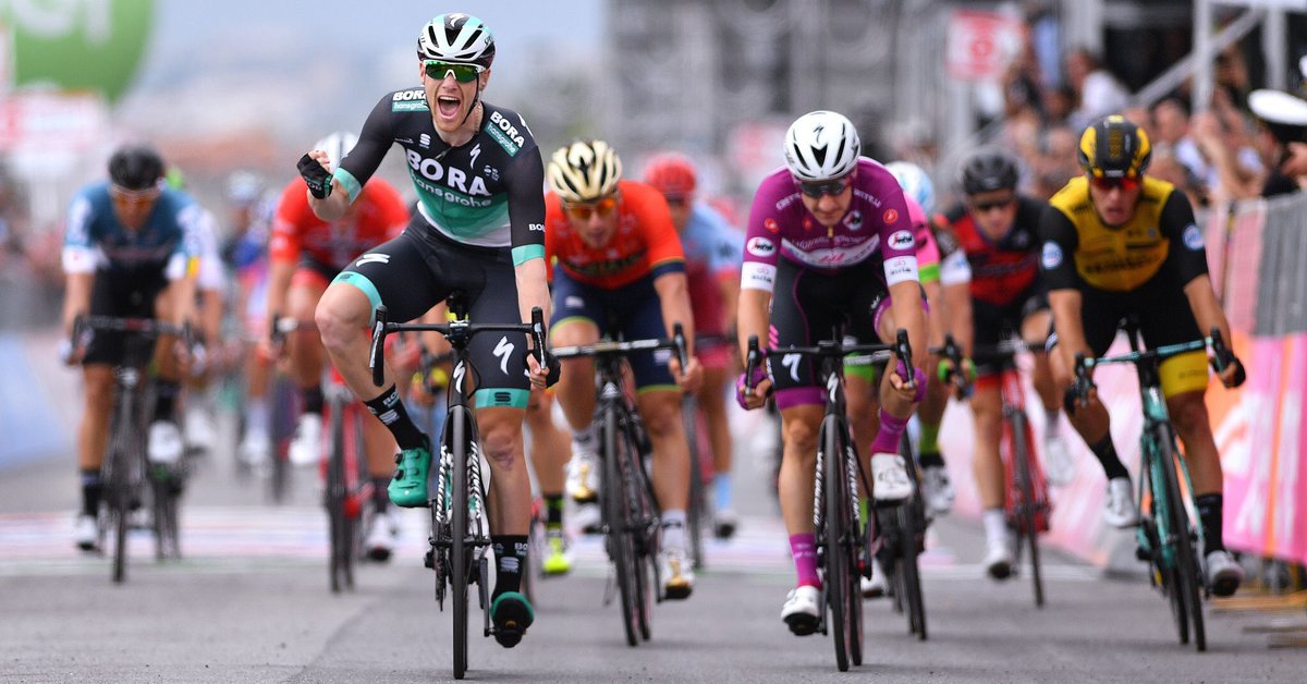 Elia Viviani tweet media
