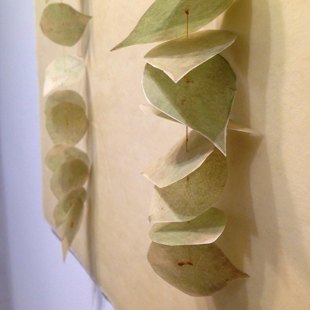 Littlejohn_Arts's tweet photo. Detail of @valeriehammondstudio 's 'Lotus II' #encaustic with 3 dimensional components. #printmaking #encausticart #contemporaryart #flora #inspiredbynature #chelseaart #nycart https://t.co/QFKaUXTrh5