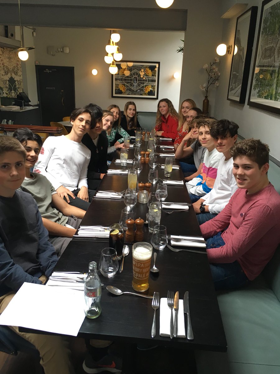 LeysBisseker's tweet photo. Lovely meal with Year 11 to celebrate the beginning of exams. How they have grown up. #goodluckwiththeexams https://t.co/fkWWKcJRbl