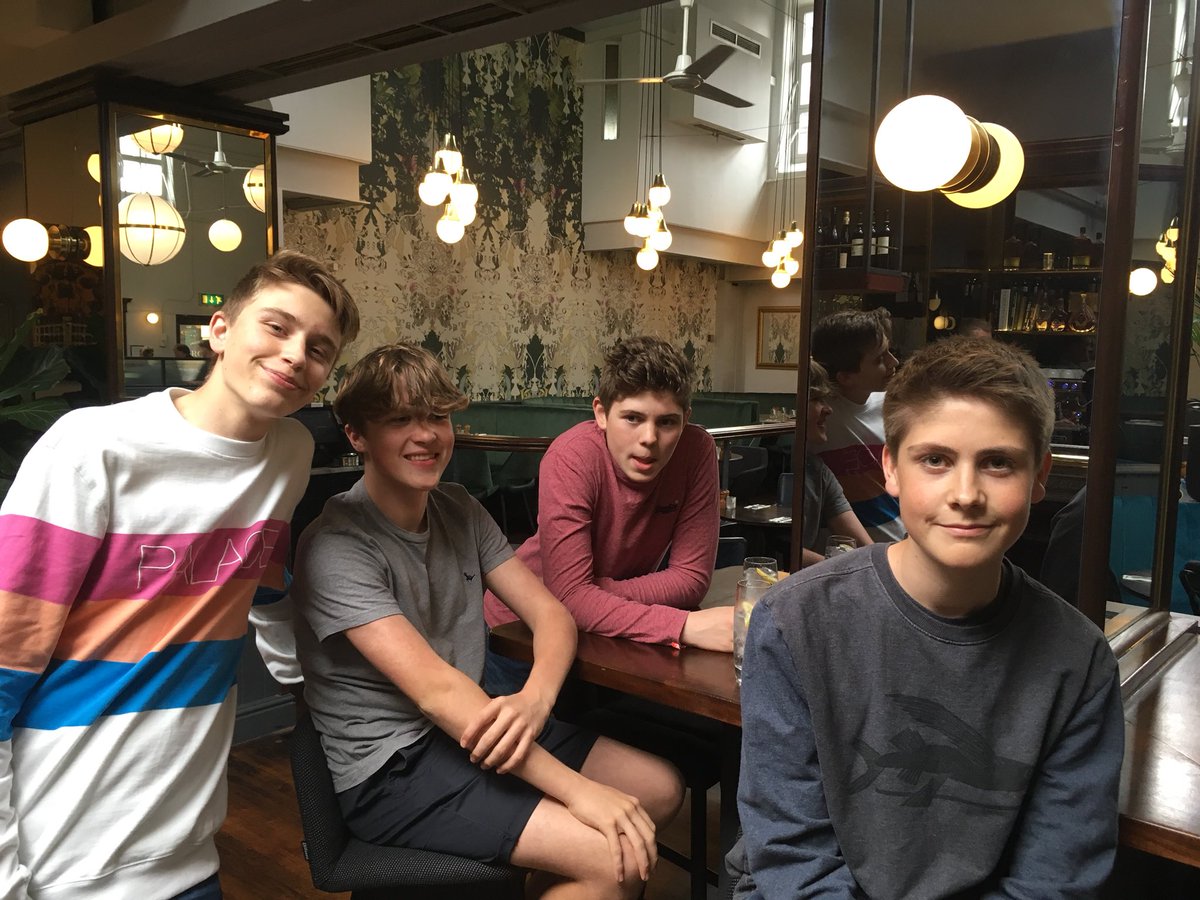 LeysBisseker's tweet photo. Lovely meal with Year 11 to celebrate the beginning of exams. How they have grown up. #goodluckwiththeexams https://t.co/fkWWKcJRbl