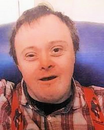 HeartSussexNews's tweet photo. Police are appealing for information to help trace 54-year-old Dominic Harris missing from his home in East Preston who may be travelling on trains. #HeartNews https://t.co/piP6XzCz74