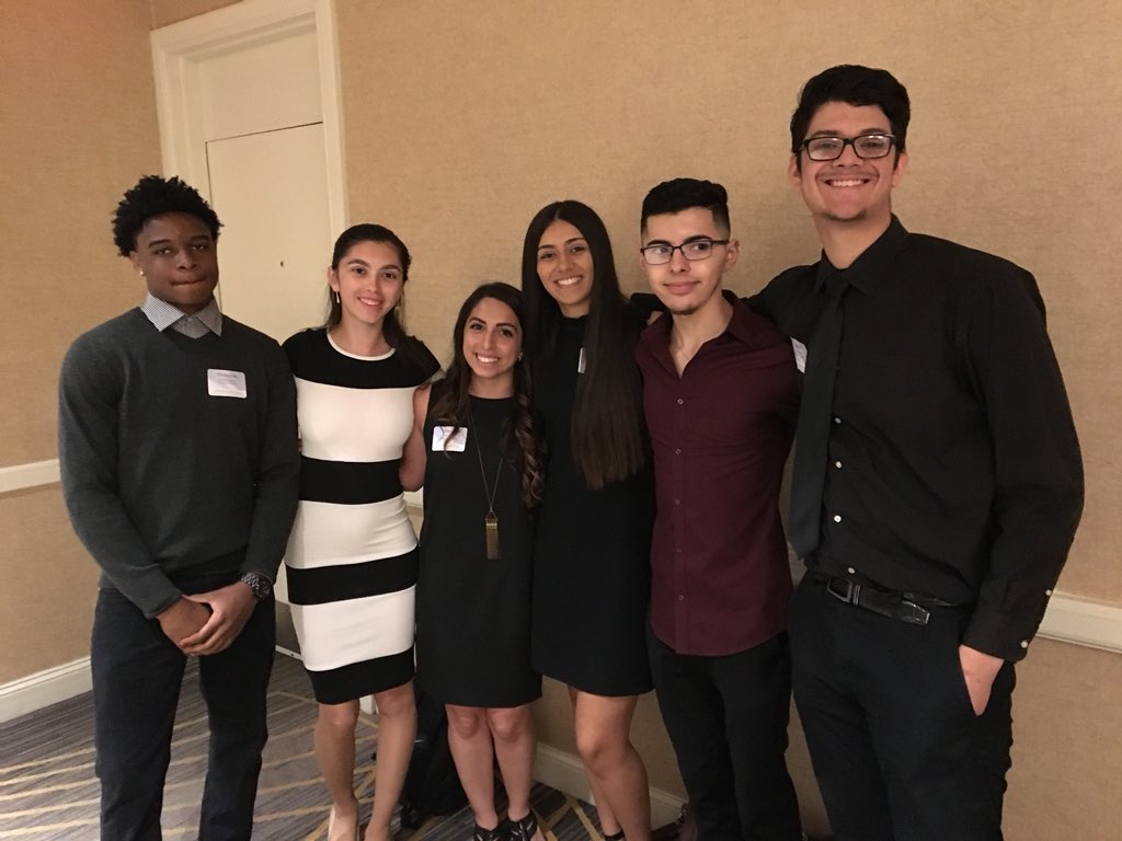 grkenyon's tweet photo. Just presented about Student Voice with these amazing students and @teachcardona @MissMarisaVolo @JoeBrummer @MeridenK12 #PlattMYM #RaceinEd2018 #MeridenDLT https://t.co/uQ4vNRht9u