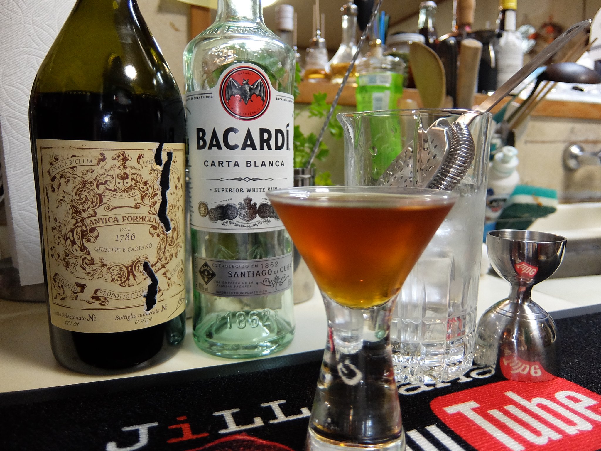 Jill Cocktail リトル プリンセス 別名 ポーカー シンプルなレシピだが 複雑な味わいとありましたが おおいに納得 ホワイトラム 30ml スイートベルモット 30ml ステア 見た目も綺麗で 味も想像を超えて美味しかったので 是非お試しあれ リトル Jill Cocktail リトル プリンセス 別名 ポーカー シンプルなレシピだが 複雑な味わいとありましたが おおいに納得 ホワイトラム 30ml スイートベルモット 30ml ステア 見た目も綺麗で 味も想像を超えて美味しかったので 是非お試しあれ リトル