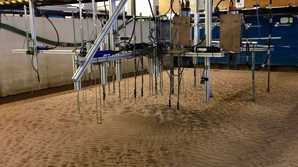 StuartMcLelland's tweet photo. Exciting to see the #ripple diffusion of the first proper mini #SandEngine in our @MODEX_Hull @hydralabplus #ACCESS experiments @TotEnvSimulator
First full runs planned for next week!
#FlumeFriday https://t.co/JLspoBIZBn