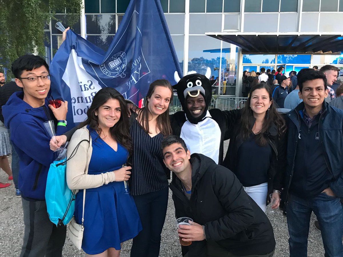 katherine_oxf's tweet photo. Day 2 of @OxfordSBS representing at the MBATs @HECParis!

#MBAT2theFuture #oxfordmba https://t.co/vOPTcxqCkt