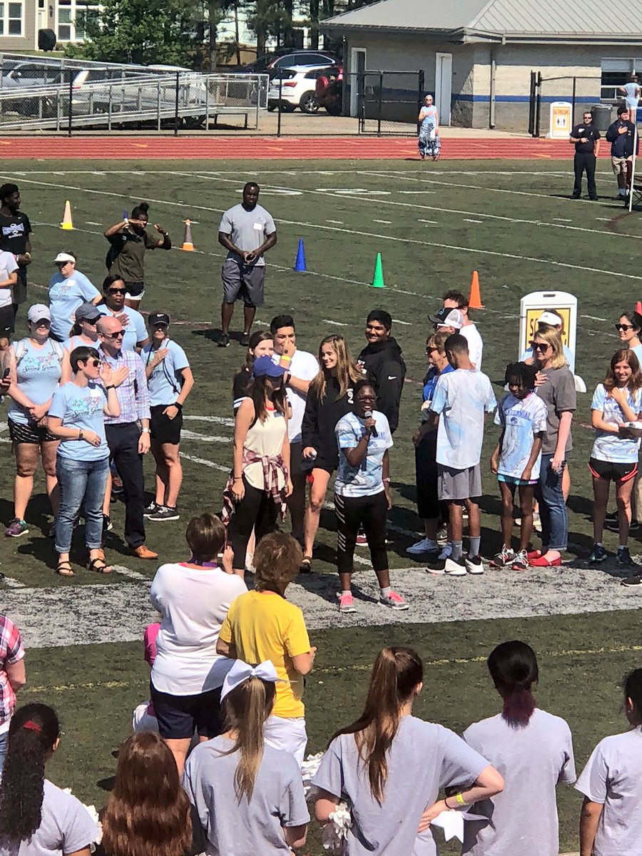 Emily Minkow tweet media