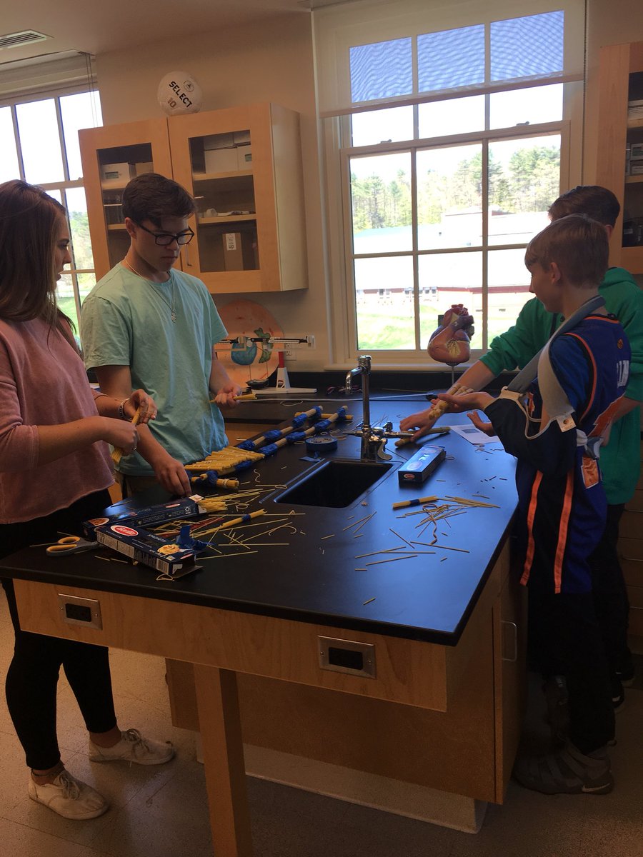 jkang4's tweet photo. @NHSHuskies #artsday #spaghettibridges #futureengineers https://t.co/az3roep8Kd
