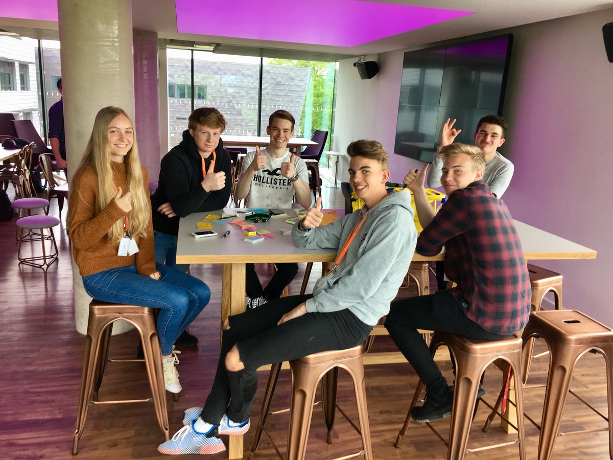 Fantastic effort <a href="/Eurekahaaha/">EurekahaCIC</a> team, concept well received, proud parents, bright futures <a href="/NCFNuclear/">NCFNuclear</a> <a href="/TCWcharity/">The Converging World</a> <a href="/RSA_SW/">RSA South West</a> #designthinking 👍💪