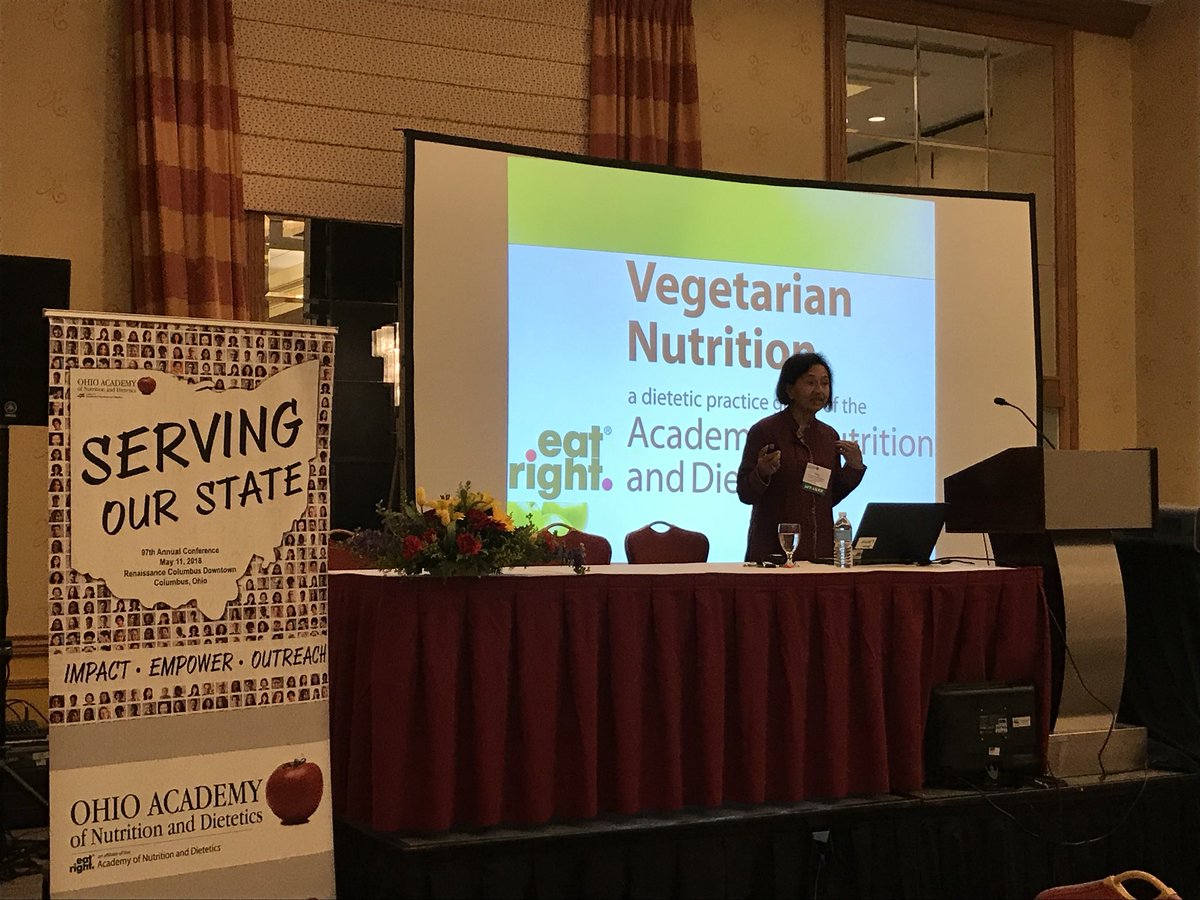 MJLudy's tweet photo. Thank you @VNDPG for sponsoring Gita Patel’s presentation about using plant-based foods to promote health in diabetes! @EatRightOhio #OAND2018 https://t.co/oBjBQH1GaY
