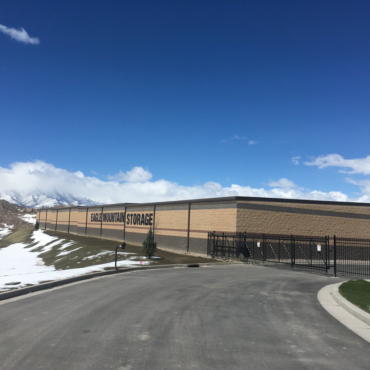 StructuresTroy's tweet image. Eagle Mountain Storage, Eagle Mountain Utah