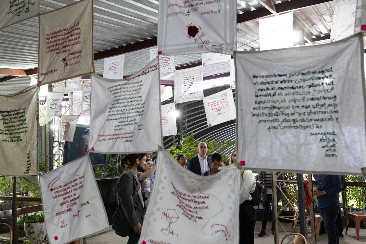 MofDP's tweet image. Las Fuentes Rojas' Pañuelos is a tapestry of embroidered white handkerchiefs with the names and histories of the victims of the war on drugs. It began during the Movement for Peace in 2011. 

📷©️Janet Jarman/Redux for @OpenSociety  #DrugPolicyMuseum 🇲🇽