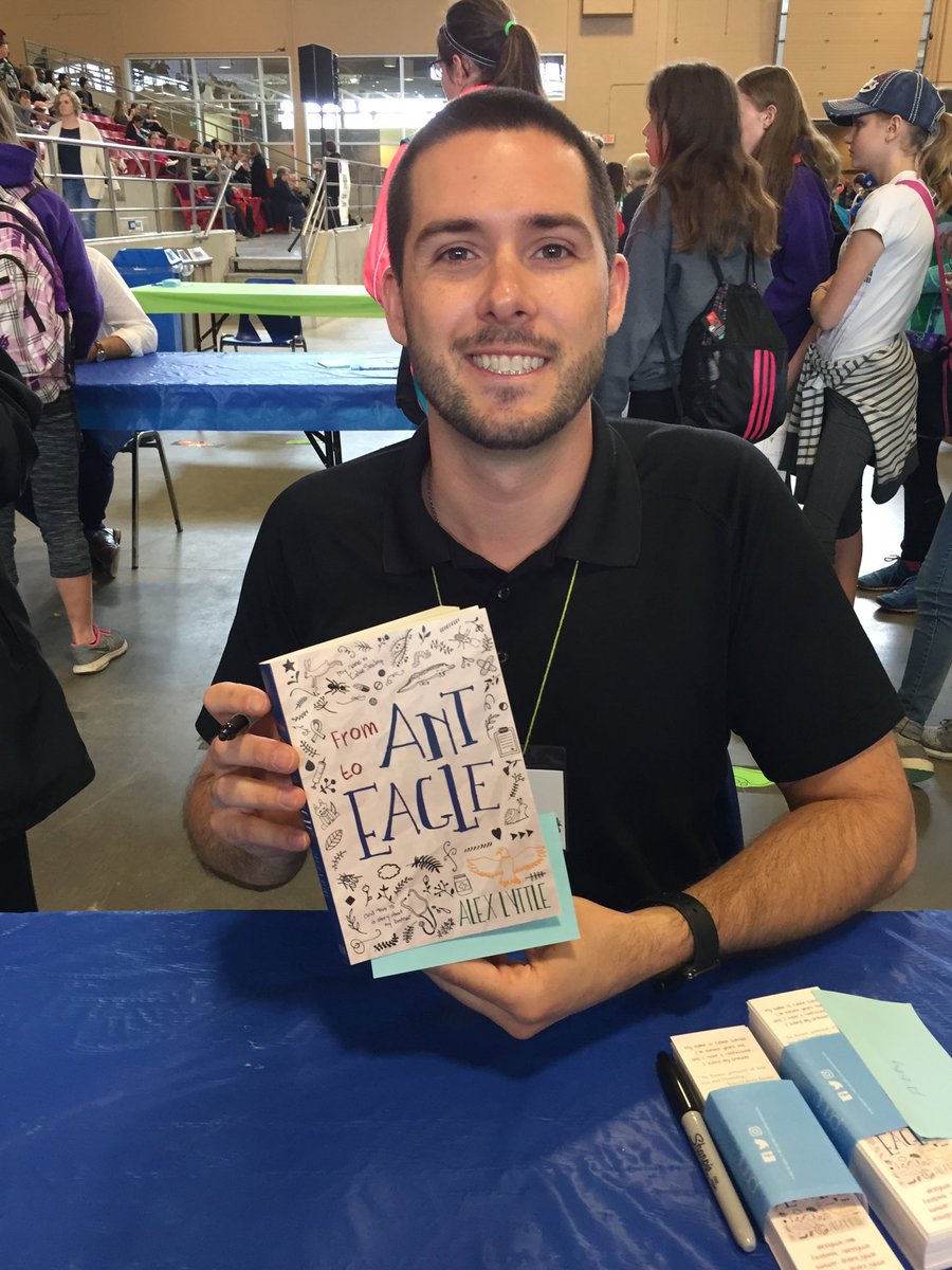 RCFI_library's tweet image. #silverbirch fiction regional winner Alex Lyttle at the London #FestivalofTrees