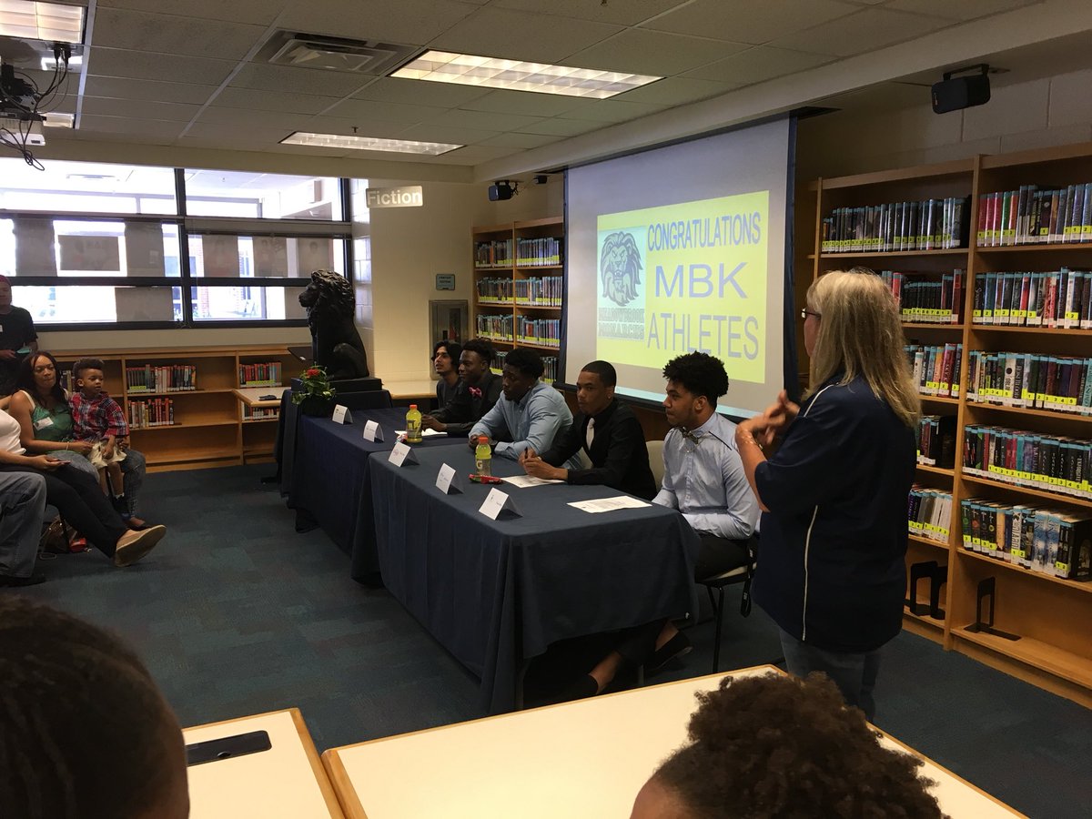 MBKLibrary's tweet photo. Spring Signing Day in the MBK Library!!! https://t.co/zAwBOnFYNH