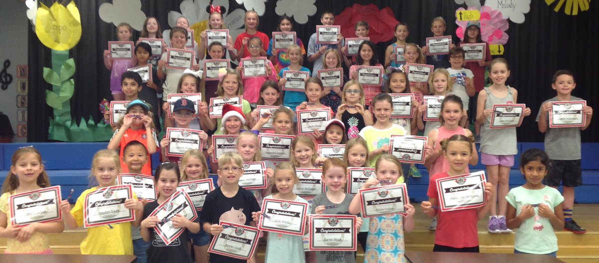 mayfield2220's tweet photo. Congratulations Bridlewood’s fabulous artists!  @BridlewoodES https://t.co/RfEWbyuIUe