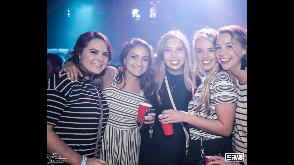 RedWhiteBlueBar's tweet photo. 🔥TONIGHT🔥
⭐️Happy Hour 8-10pm 
$3 taps, talls &amp; Drs Bombs! 💣
All Night:
$3 jager shots
$3 Fireball
$4 jager bombs
$6 Deep Eddy Arnie Palmers
$8 Don Julio and White Claw Boilermaker
PLUS
💥Show your college ID at the door for $3 Domestic Beers &amp; $5 Doubld Rail Mixed Drinks https://t.co/ivXNsfOUIV