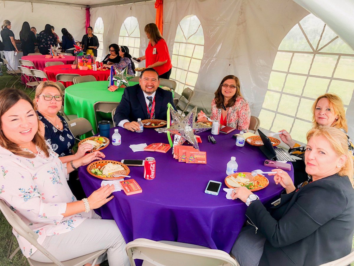 stxhealthsystem's tweet photo. This #HospitalWeek, we celebrated our staff for their commitment to taking care of our community with a host of activities! We appreciate each member of our staff for their compassion, hard work and commitment to patient care. https://t.co/5pF38jTfwD