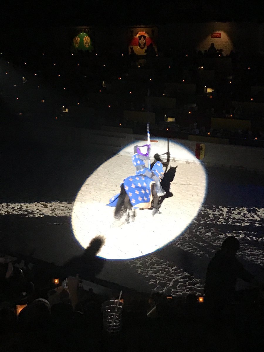 MrsAbuRabah's tweet photo. Blue Knight is the winner. #simmonslearns #codeofconduct #codeofchivalry @Simmonsknights1 https://t.co/OtwNTdJtBs