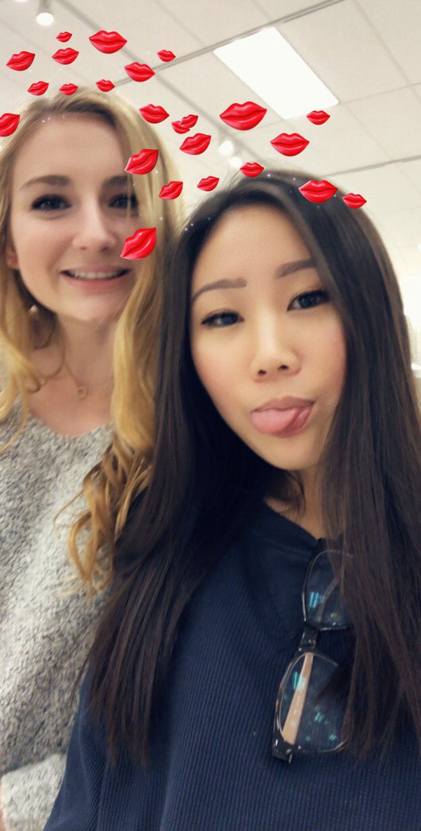 danasung1's tweet photo. happy birthday kels!! love you so much(: OU is lucky to have you❤️☝🏼 https://t.co/4YCJzDL7Hx
